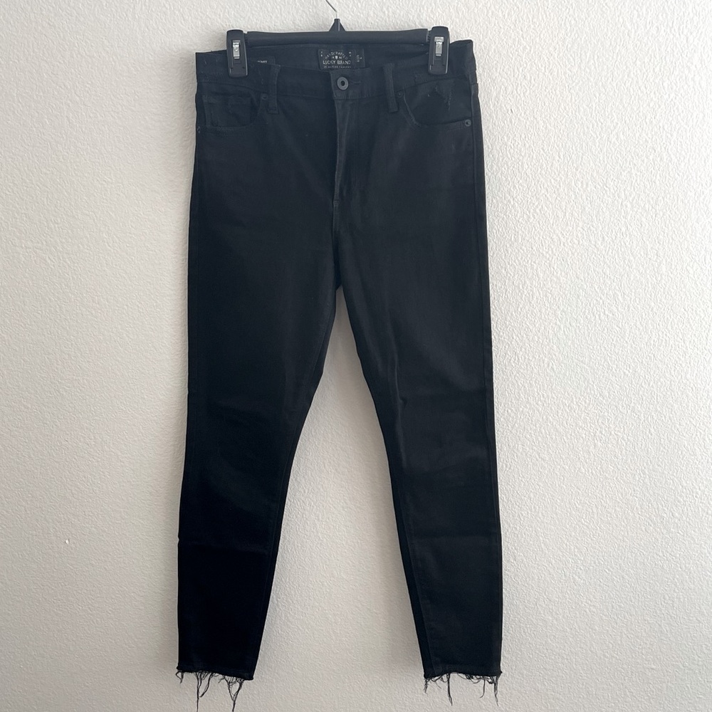 Lucky Brand Bridgette Raw Hem Skinny Lightly Distressed